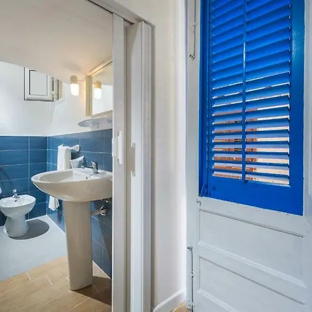 Giulia's Place-locazione Turistica Holiday home *